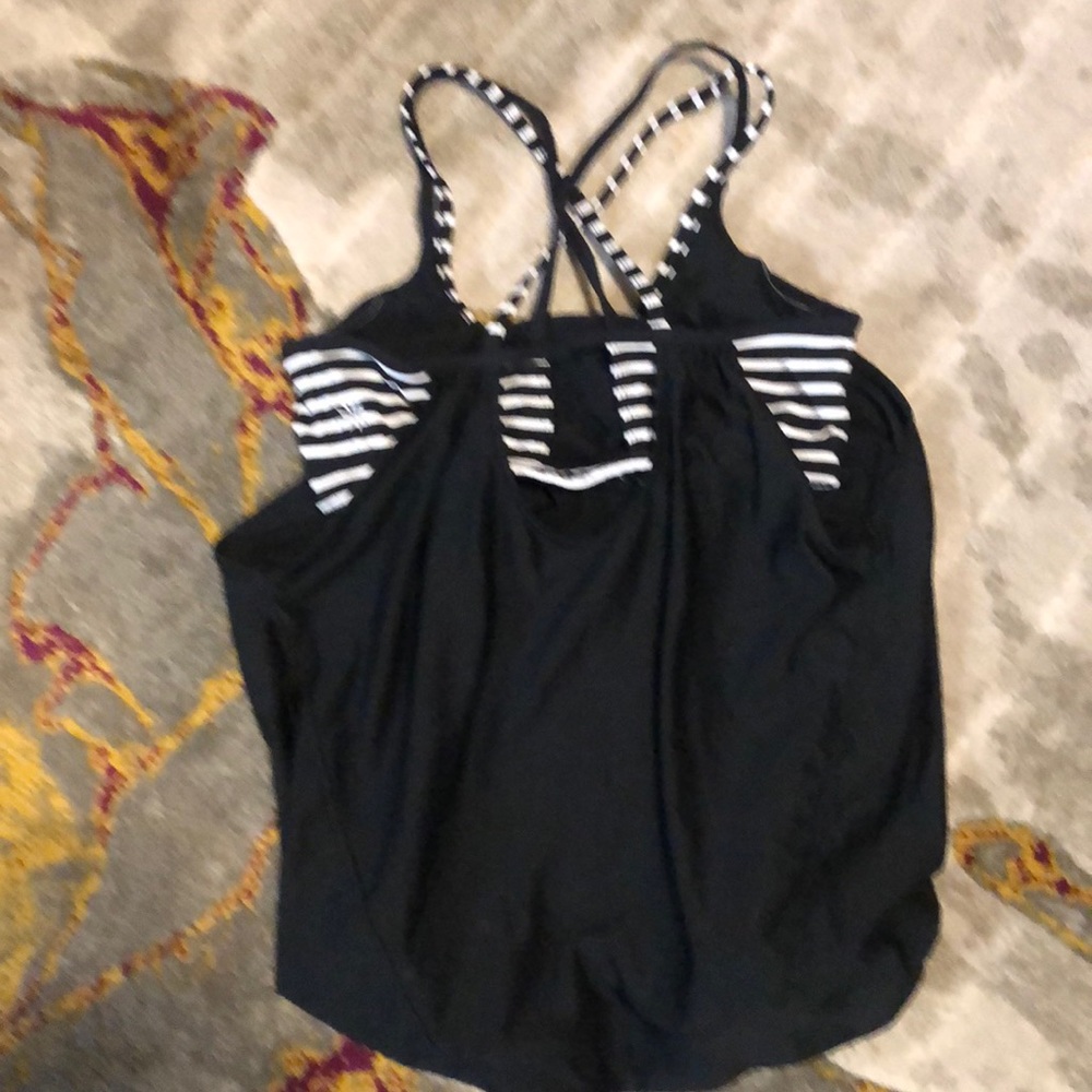 Atleta Workout top - Picture 2 of 3